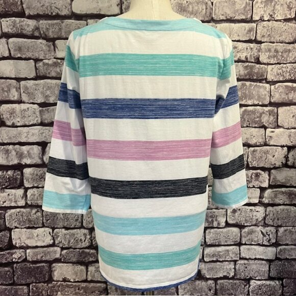 T By Talbots White, Blue & Purple 3/4 Sleeve Top Size M - Picture 6 of 9